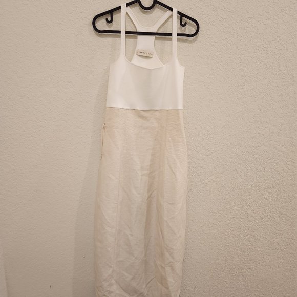 Swaying Knit Dress - Picture 3 of 8